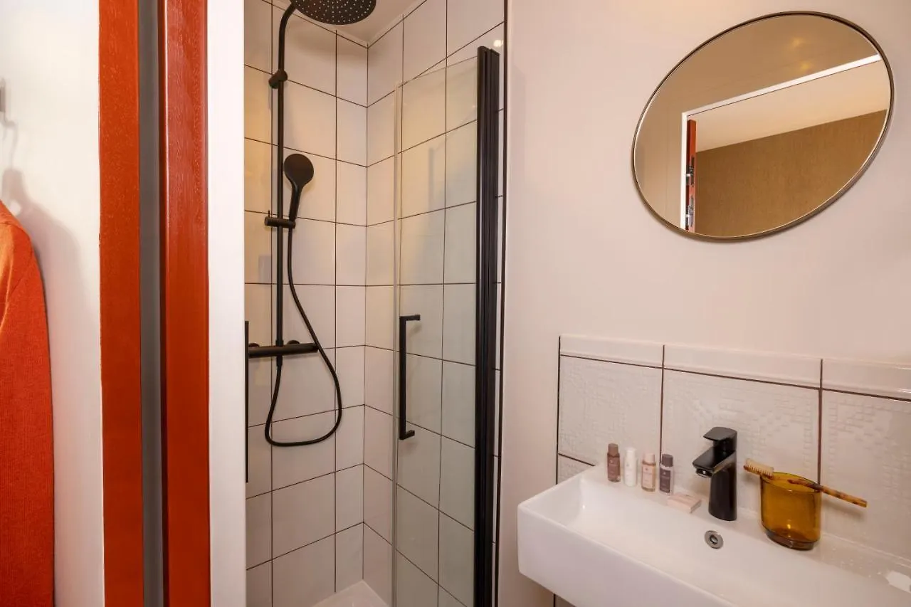 Ernest Otel Paris